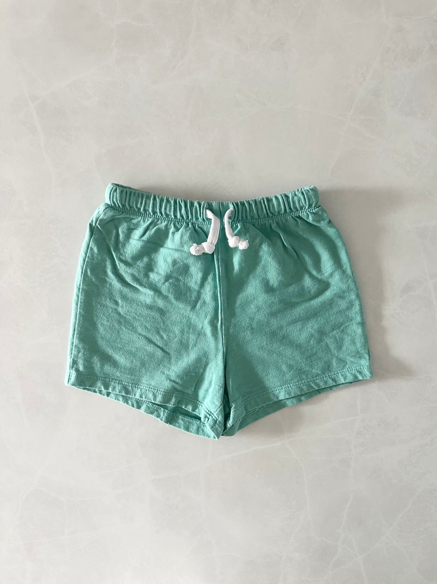 *imparfait* Short - H&M - 3-4 ans