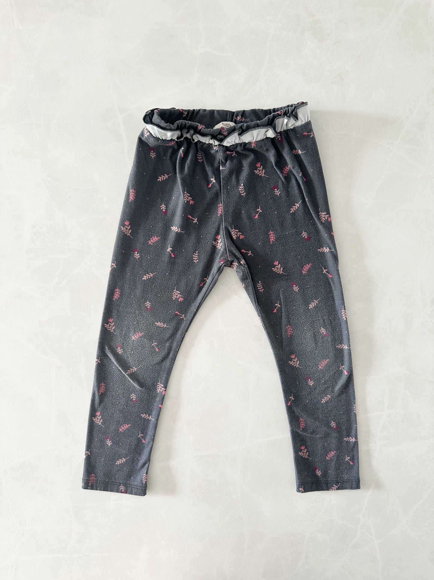 *mousseux et pâli aux genoux* Pantalon - Trois Moutons - 2T