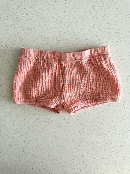 Short courte - Aucune marque - 6-9 mois