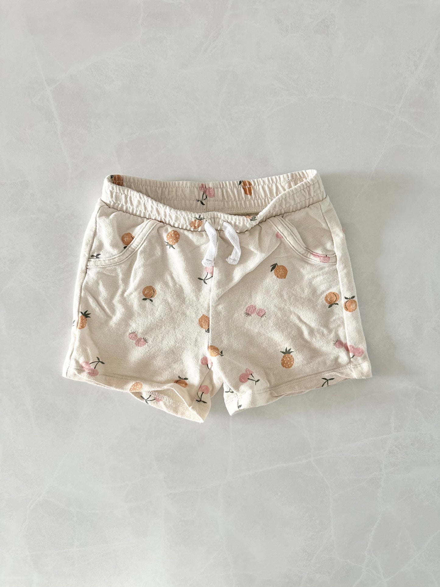 *imparfait* Short - Pekkle - 2 ans