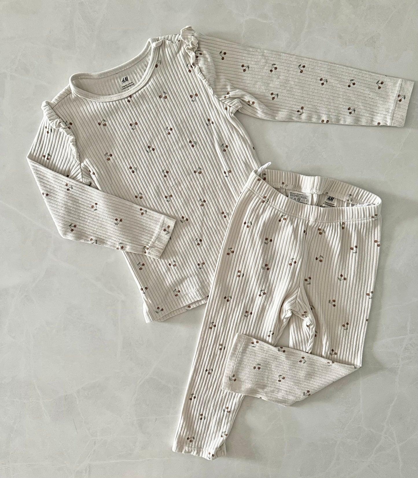 *imparfait* Ensemble 2 mcx - H&M - 11/2-2 ans