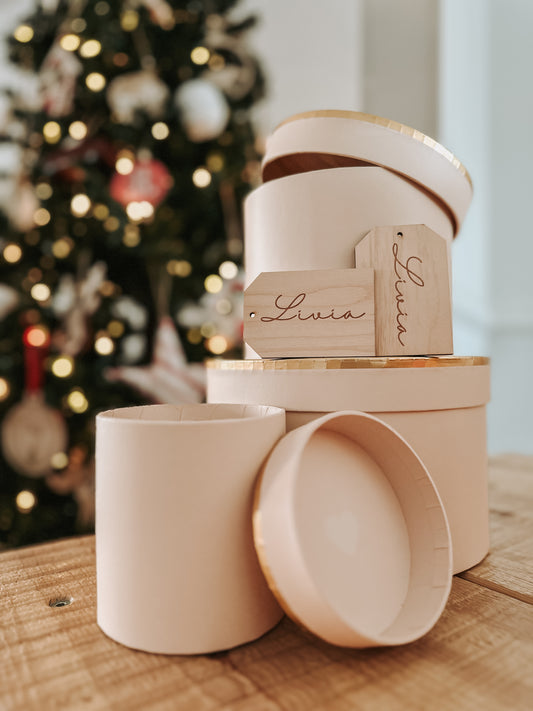 Étiquettes cadeaux en bois personnalisées