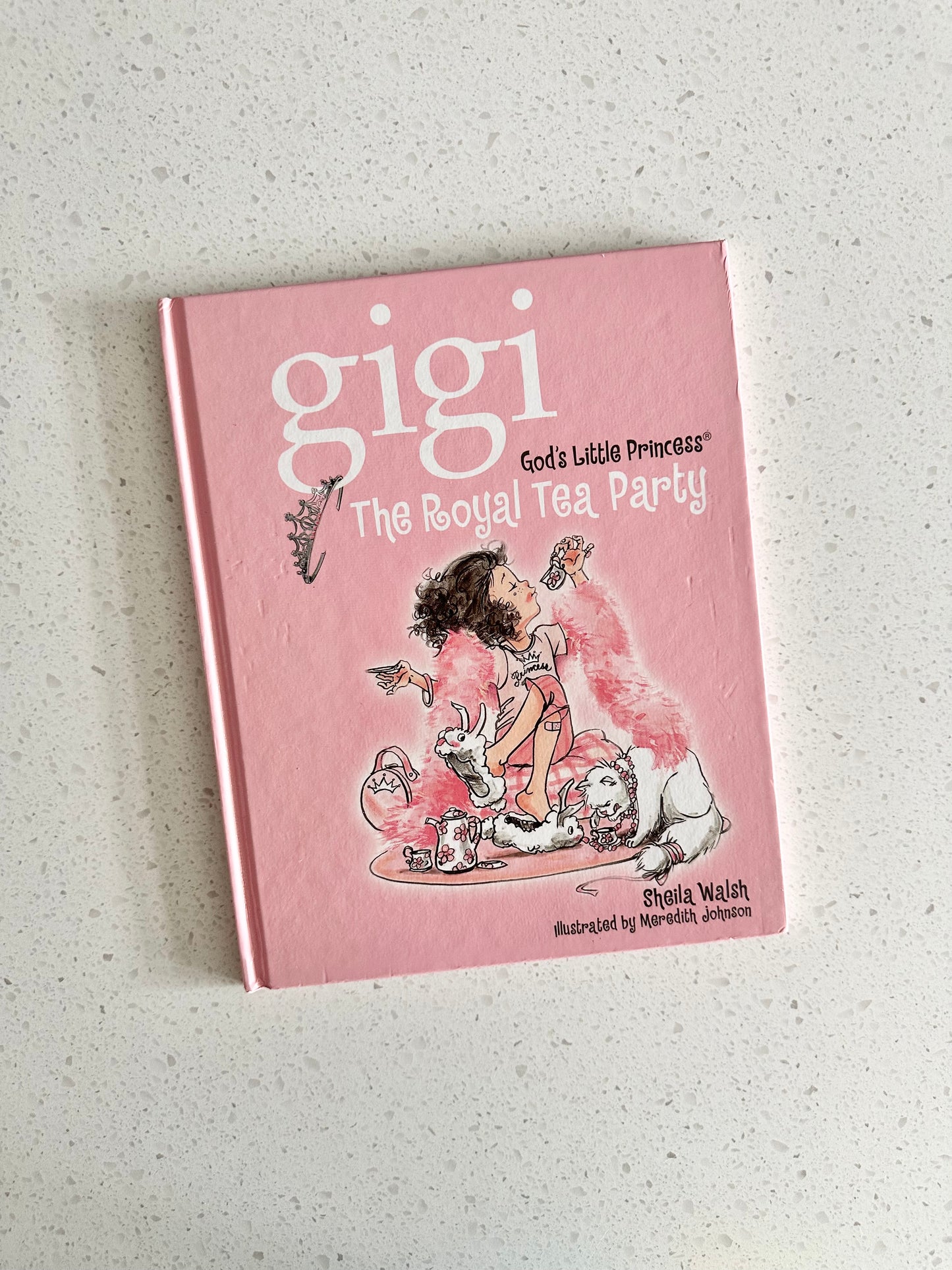 Livre - Gigi - The Royal tea party